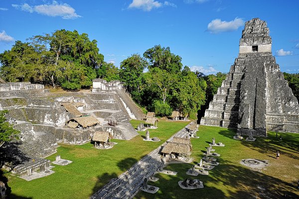 Maravíllate ante las ruinas mayas de Tikal